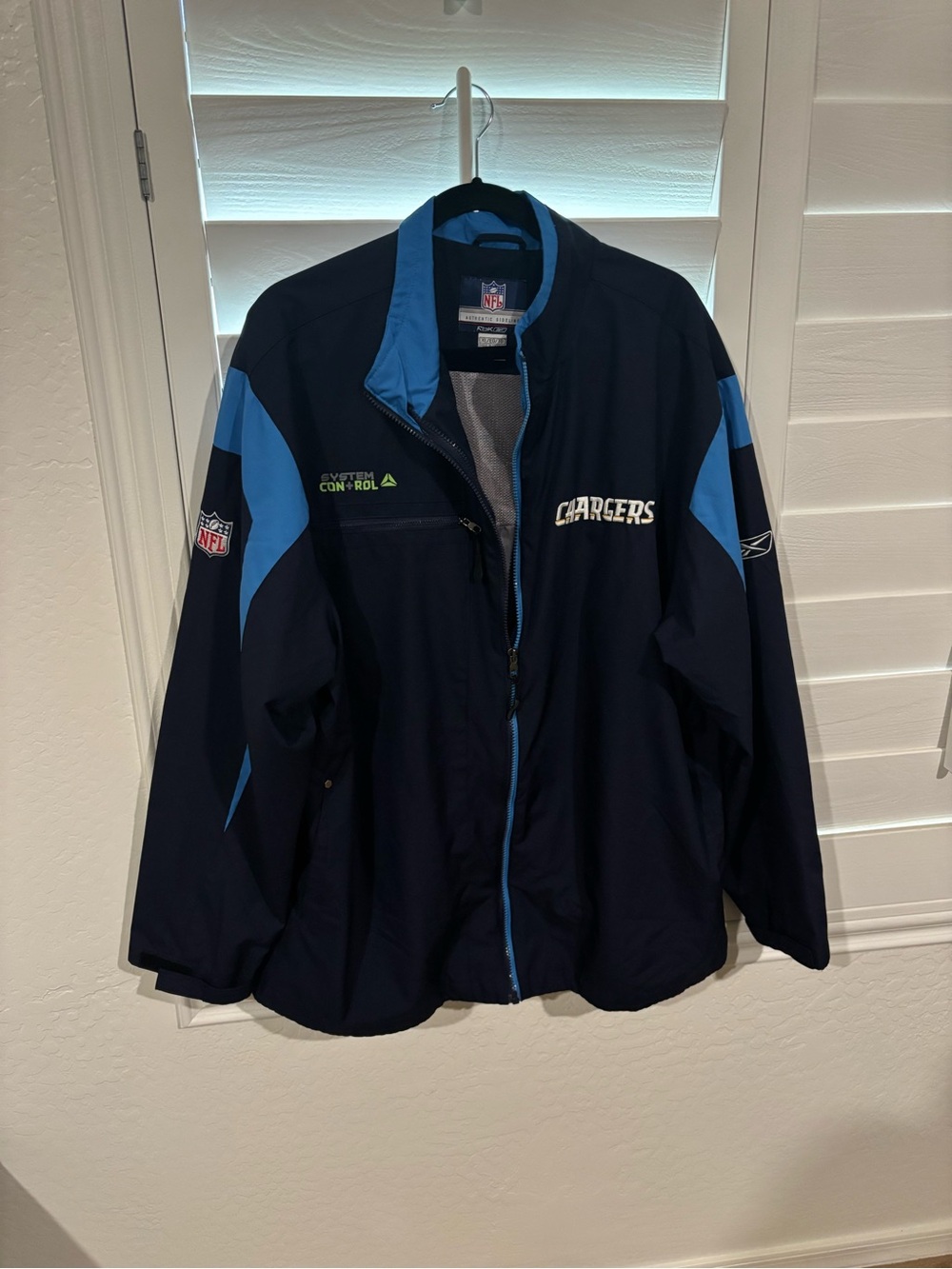 Reebok NFL Chargers Men's Navy & Light Blue Team Jacket